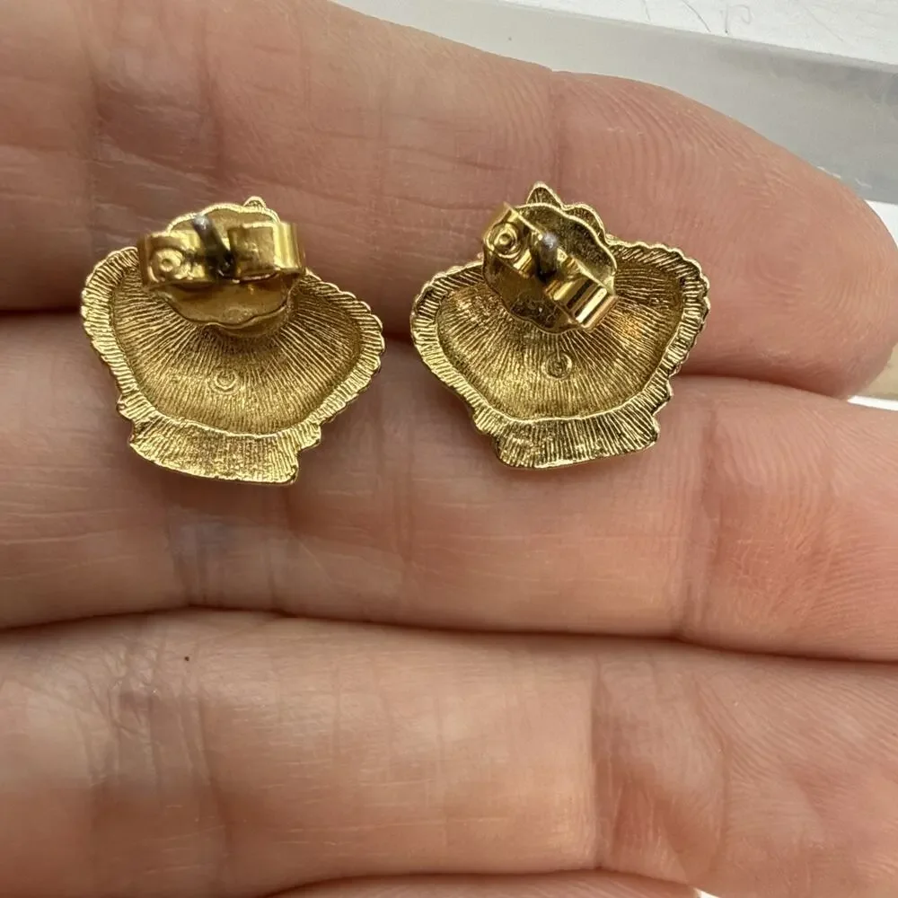 Vintage Avon Gold Tone Rhinestone Regal Crown Pierced Stud Earrings 0.55” 80s